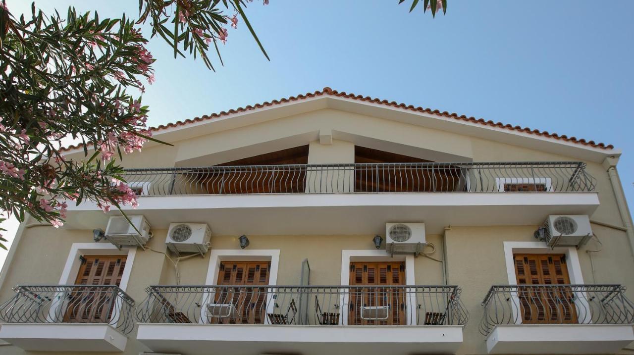 Papadatos Studios Argostoli  Bagian luar foto